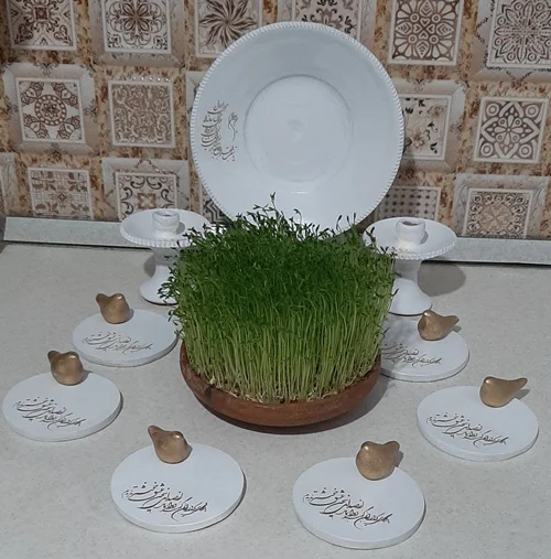 هفت سین سفالی پرنده و از صدای سخن عشق